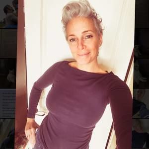 Meet your Posher, Suzanne